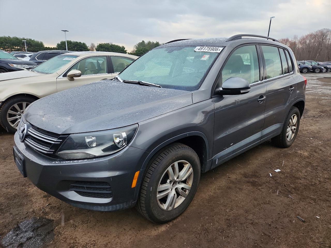 VOLKSWAGEN TIGUAN 2016