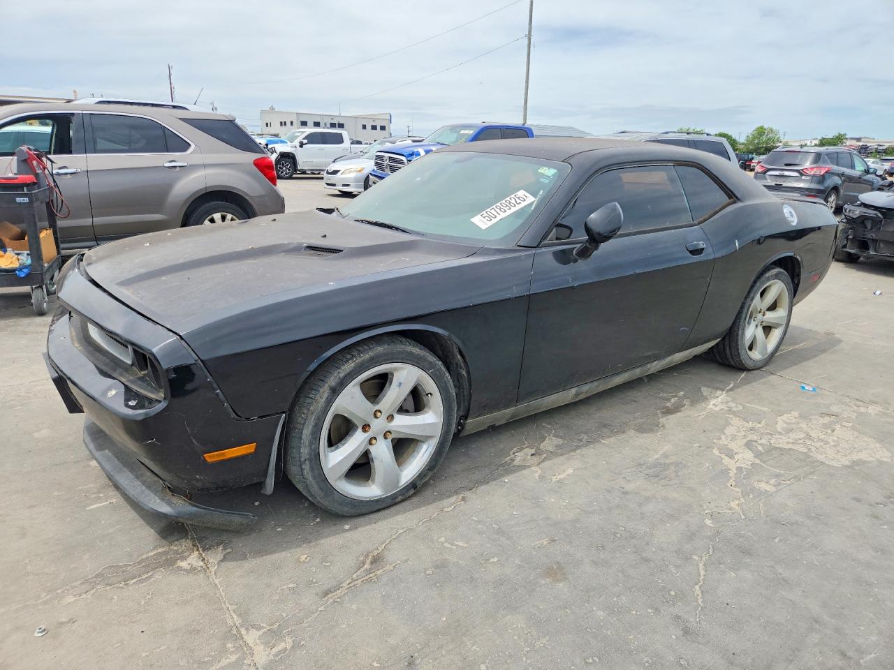 DODGE CHALLENGER 2013