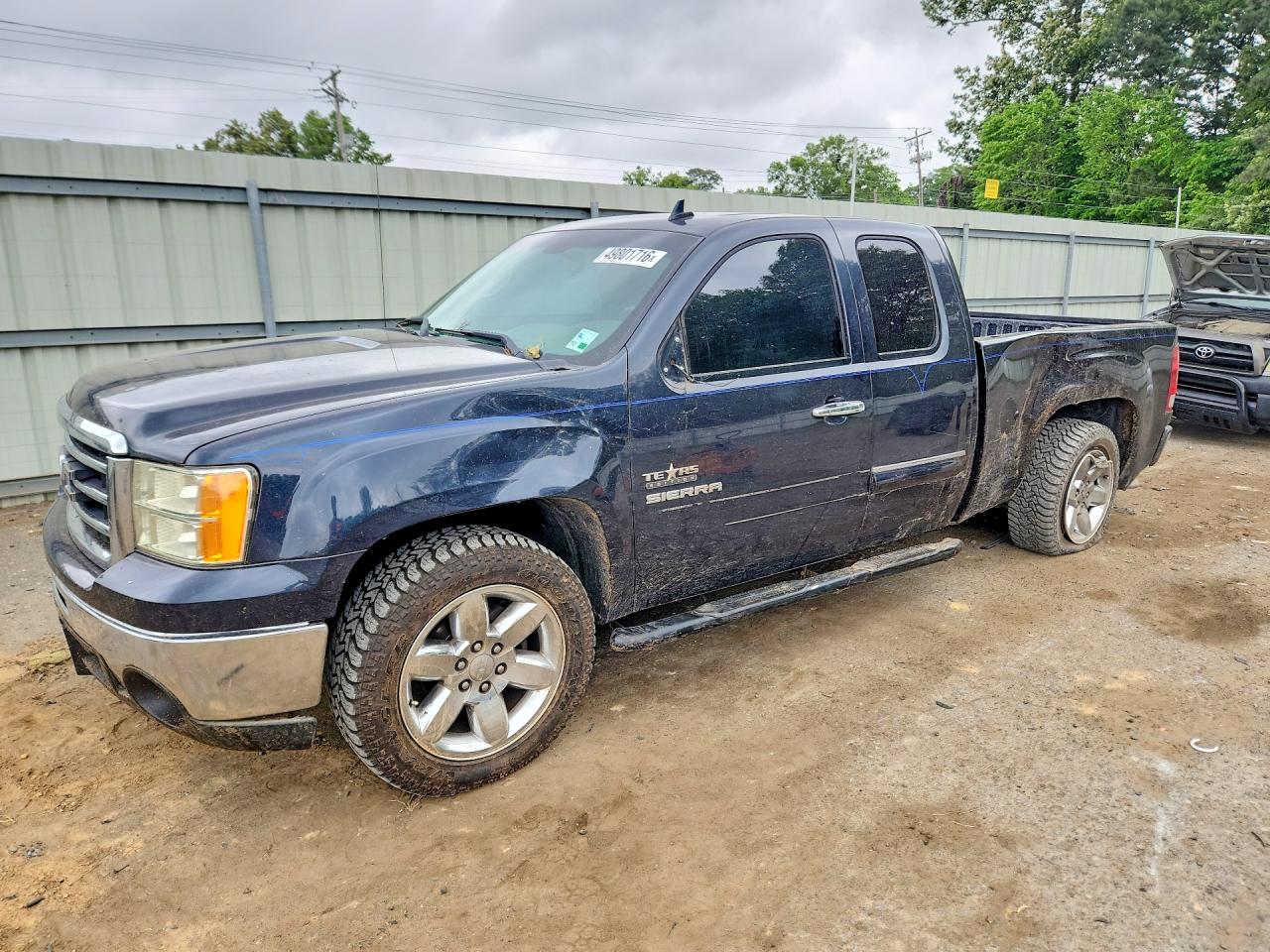 GMC SIERRA 2013