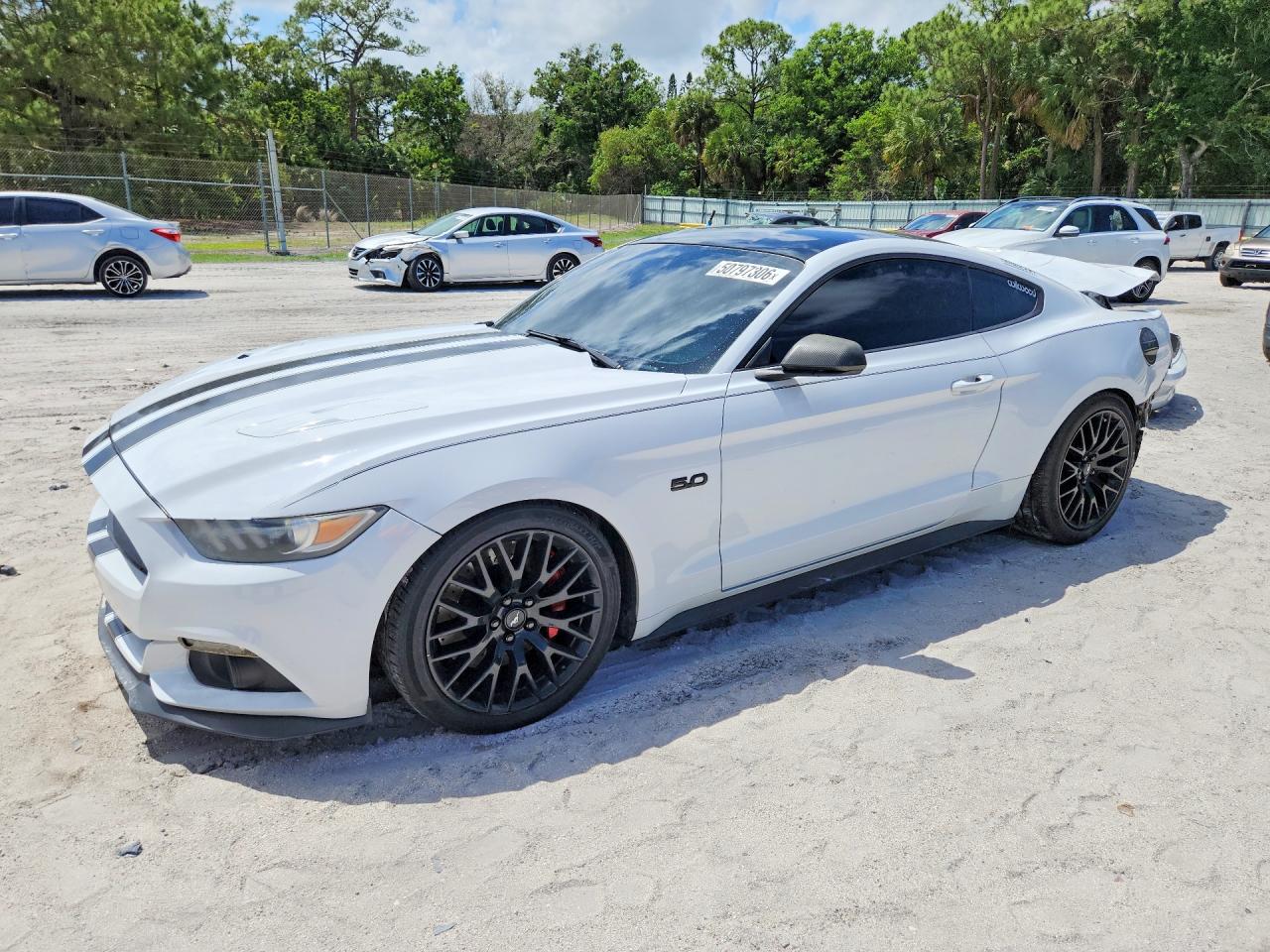 FORD MUSTANG 2017
