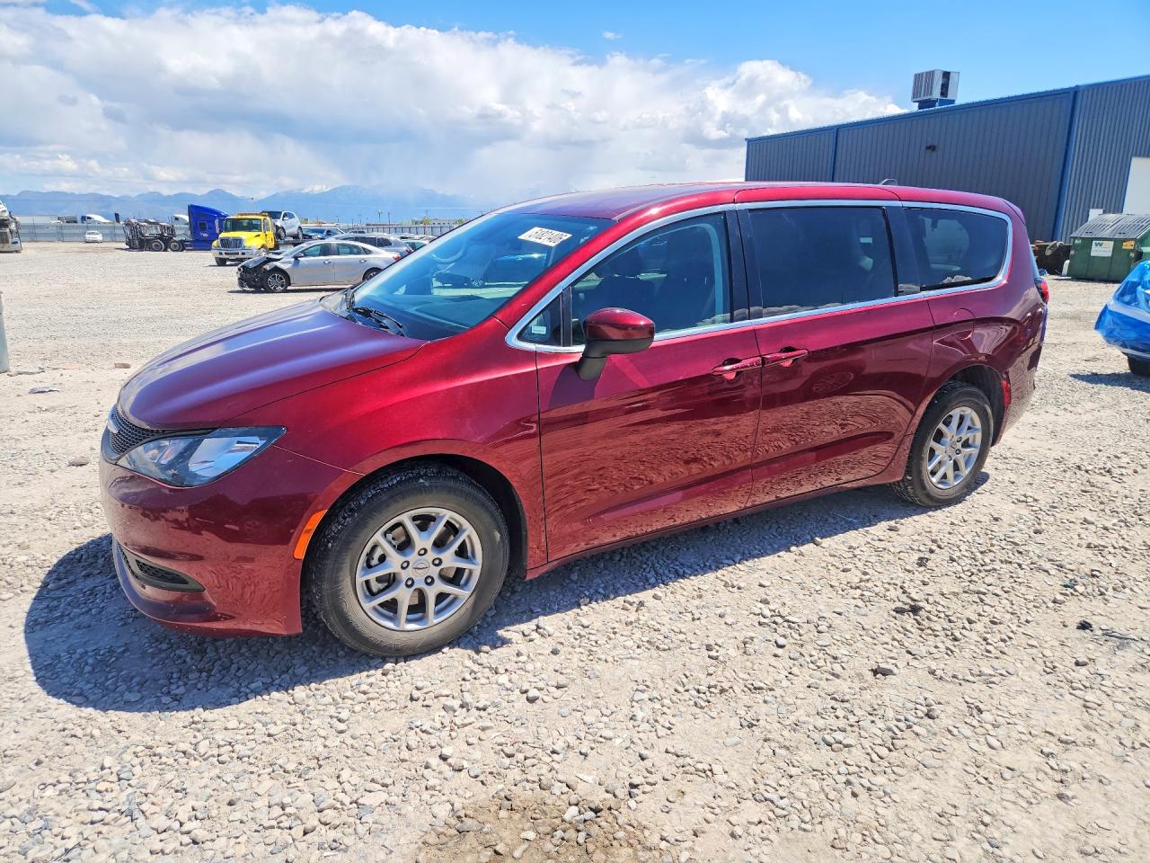 CHRYSLER VOYAGER 2023