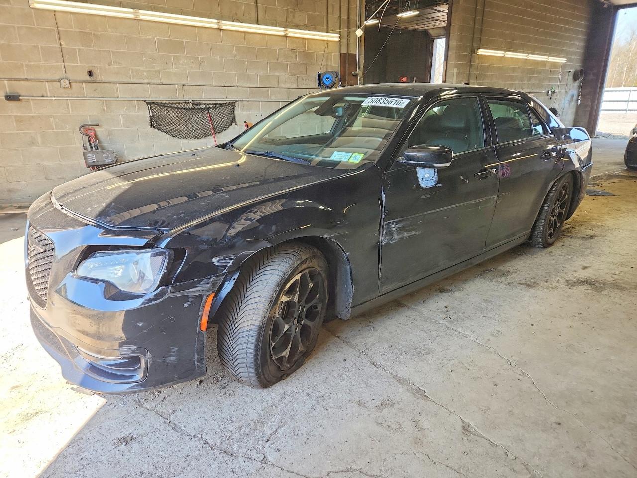 CHRYSLER 300 2021