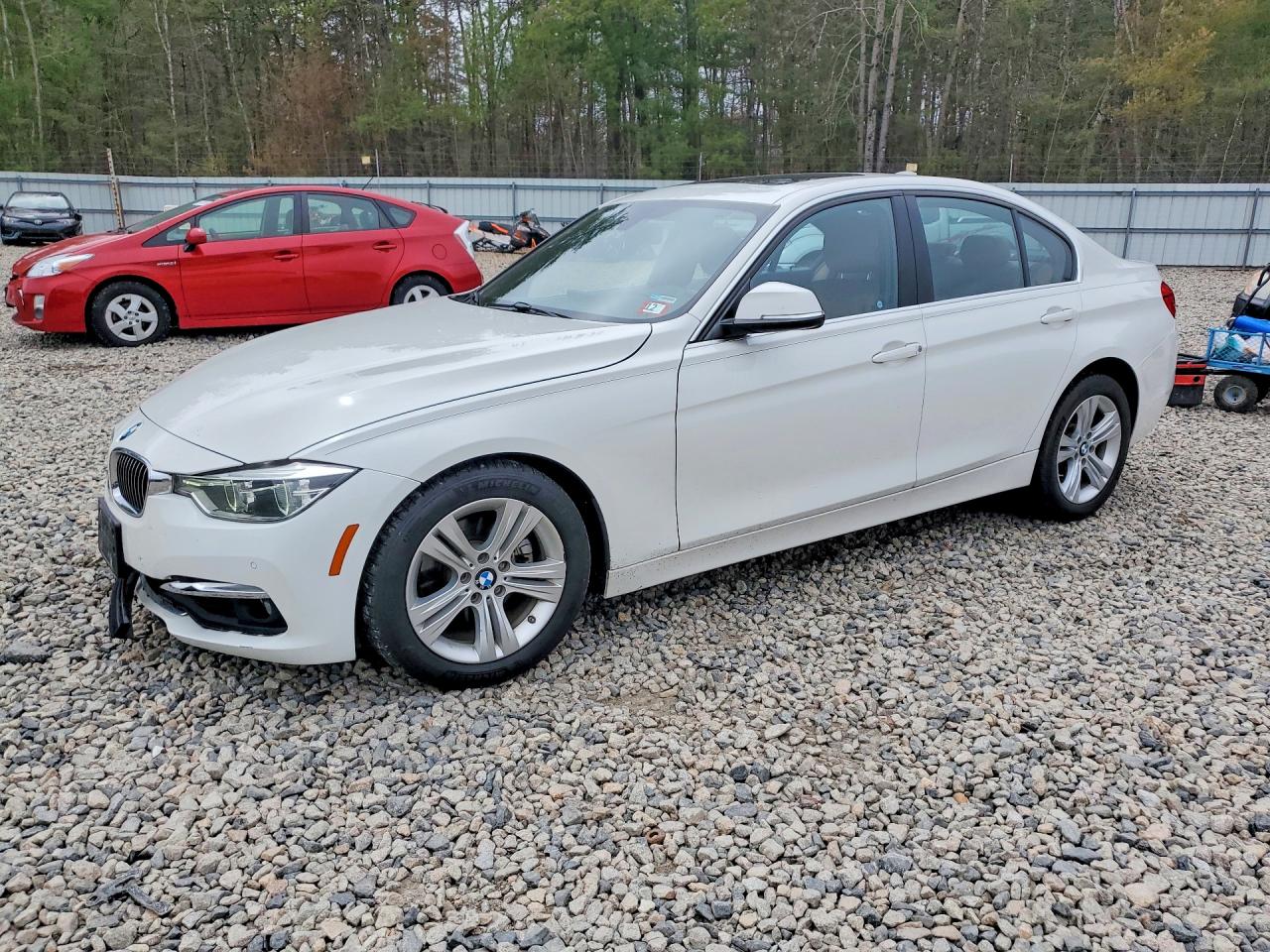 BMW 330 2017