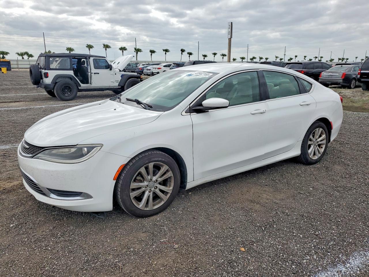 CHRYSLER 200 2015
