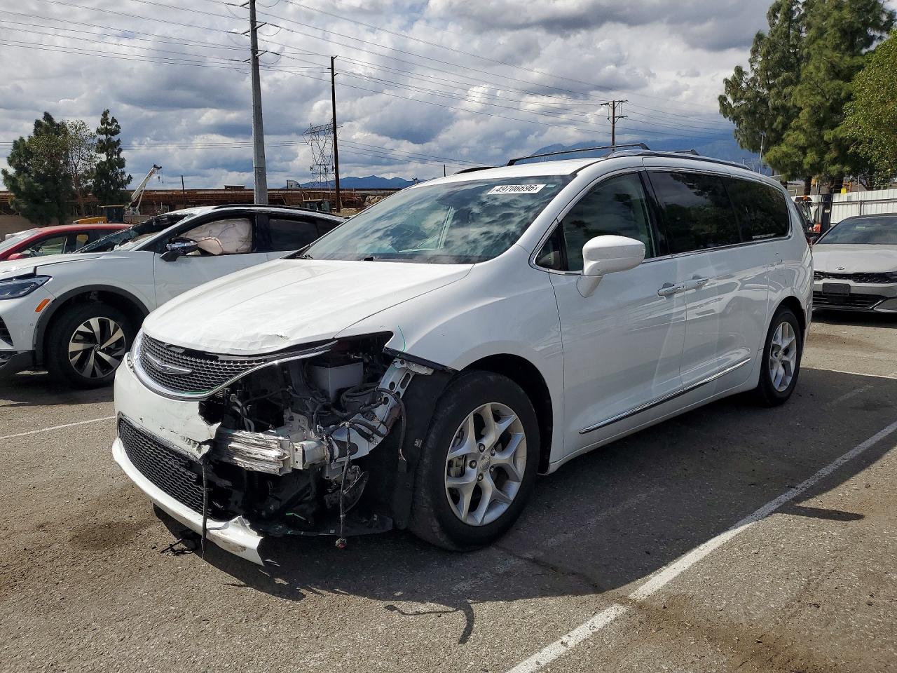 CHRYSLER PACIFICA 2018