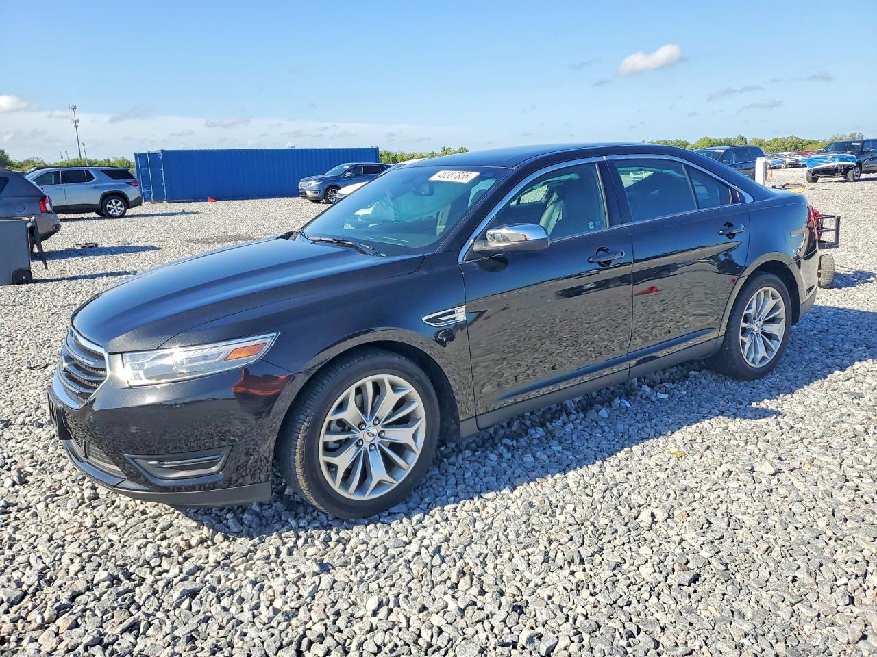 FORD TAURUS 2014