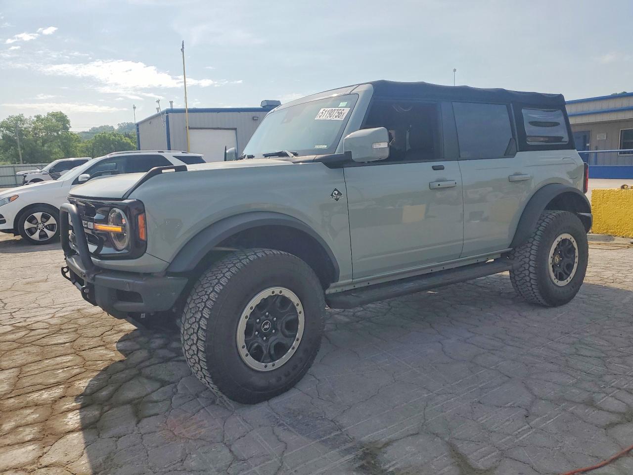 FORD BRONCO 2021