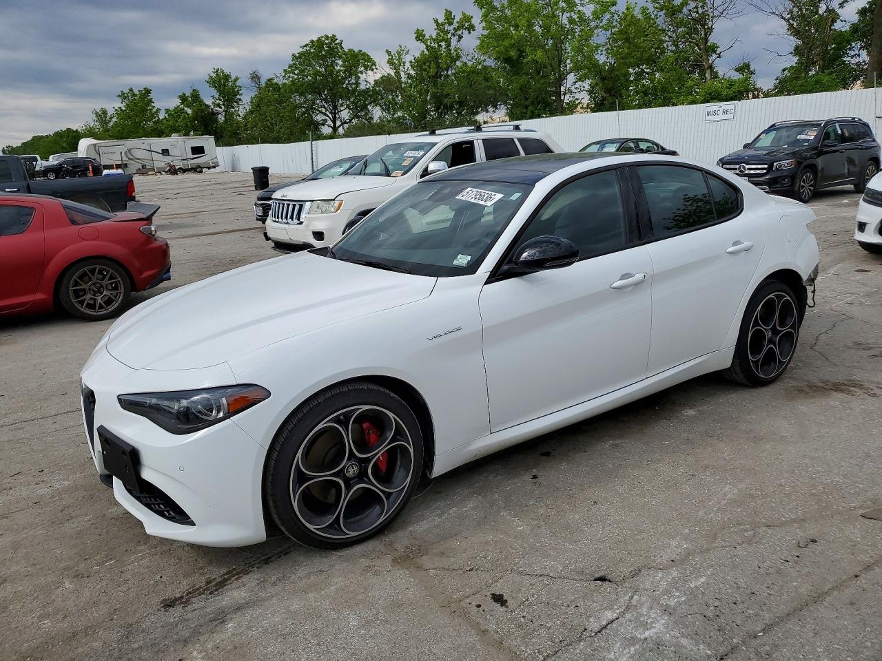 ALFA ROMEO GIULIA 2024