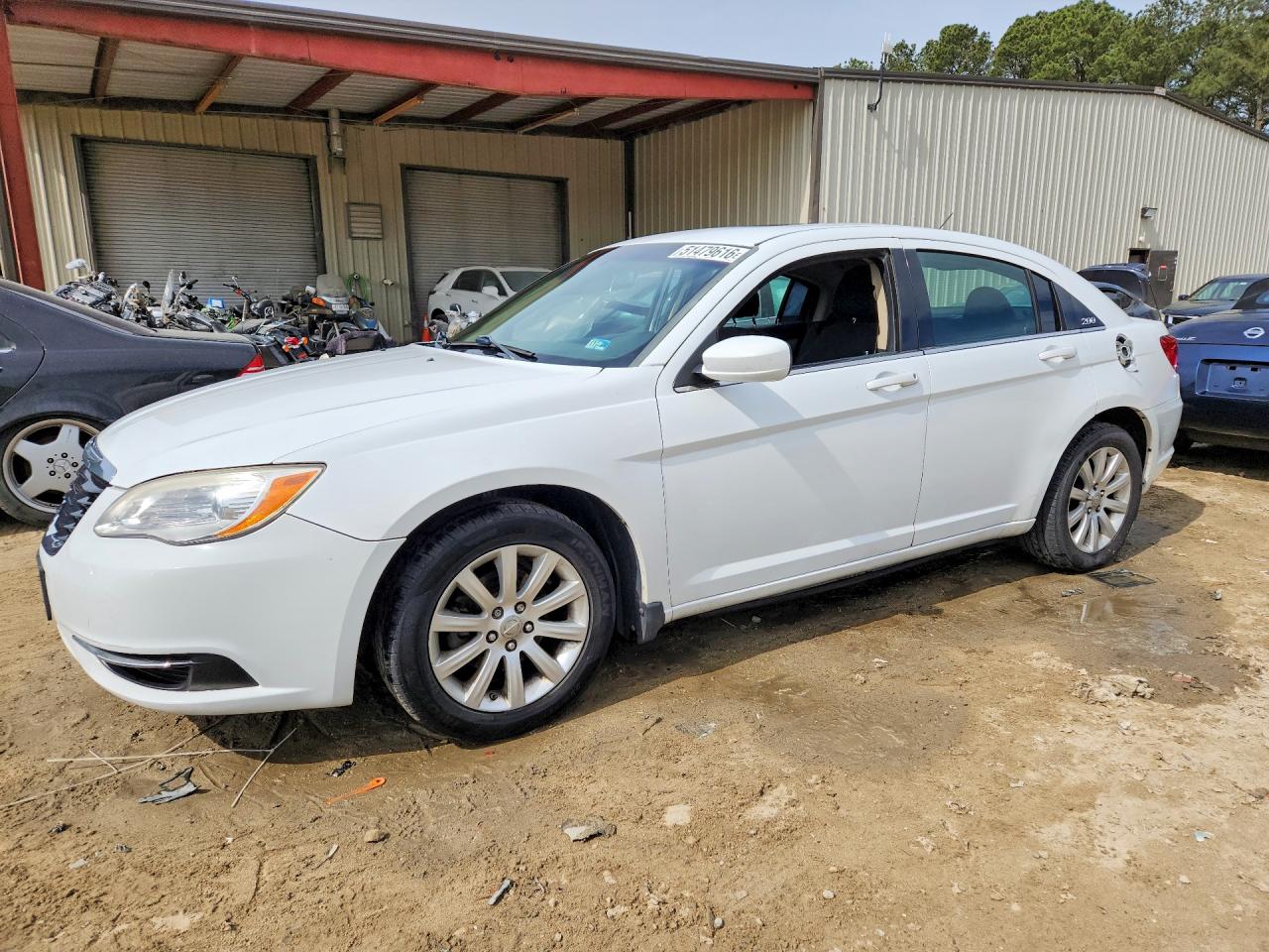 CHRYSLER 200 2011