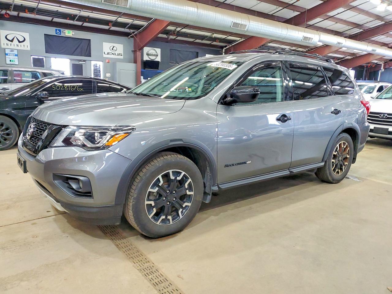 NISSAN PATHFINDER 2020