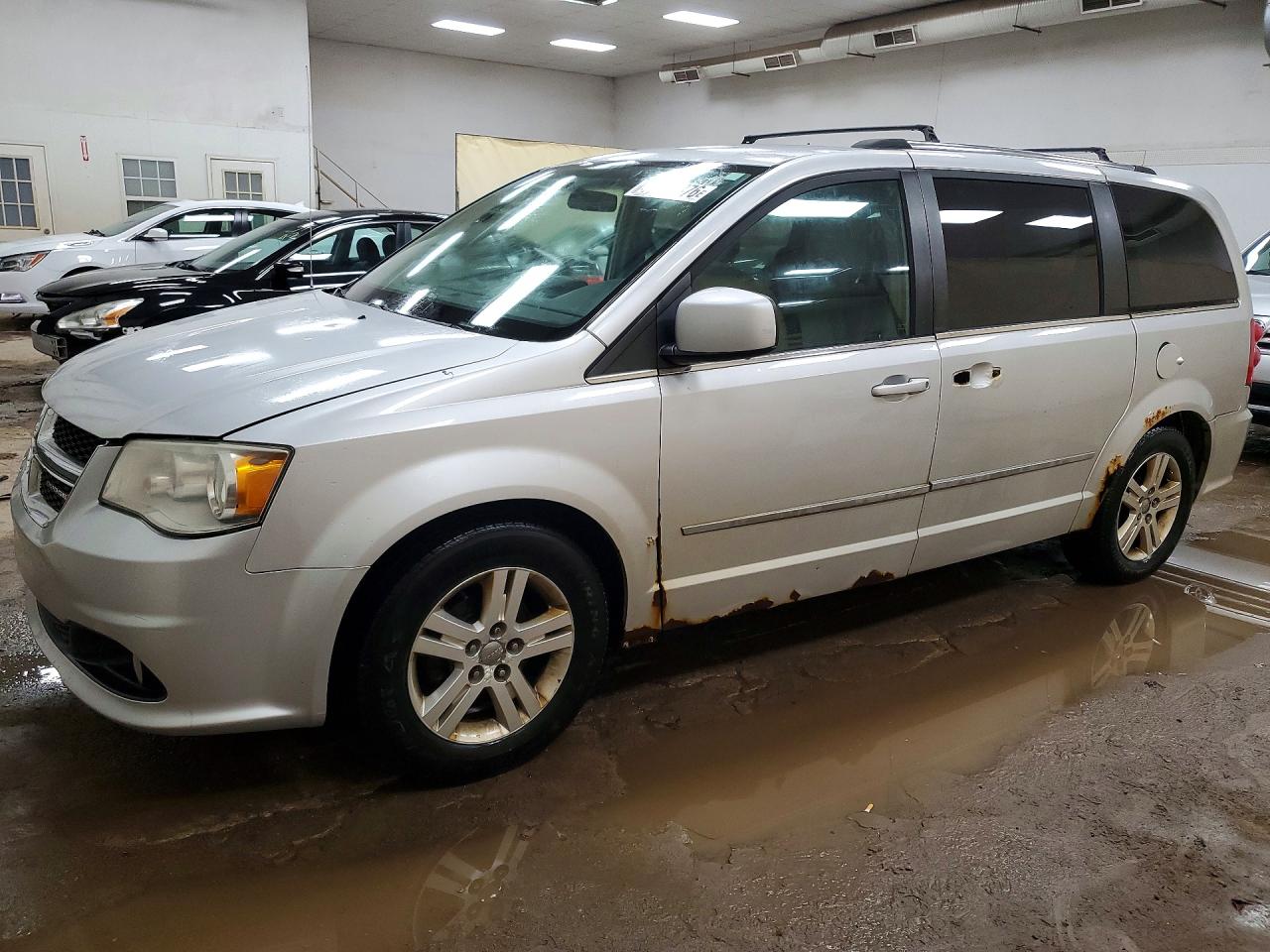 DODGE GRAND CARAVAN 2011