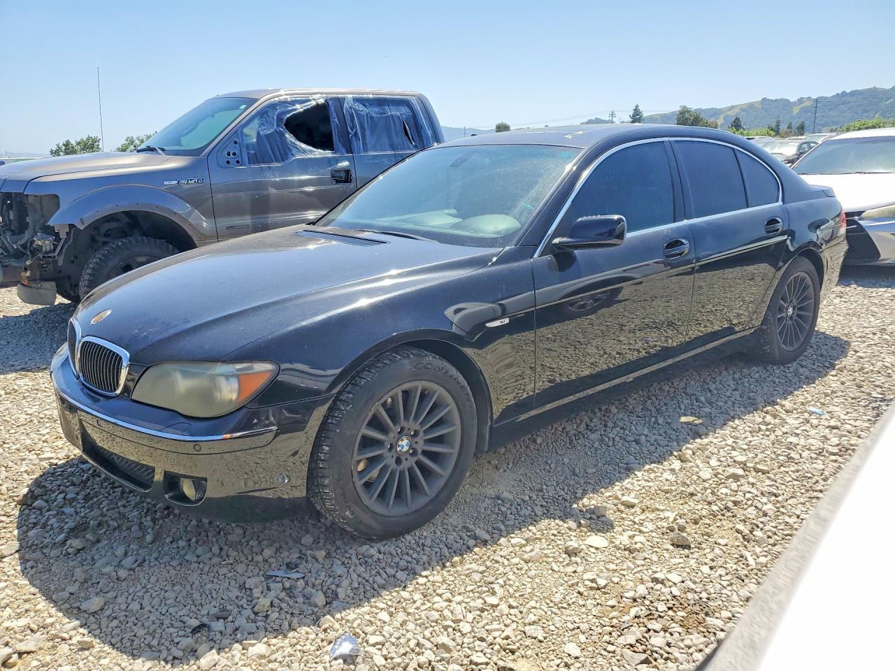 BMW 750 2006