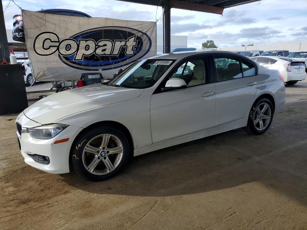 BMW 320 2015