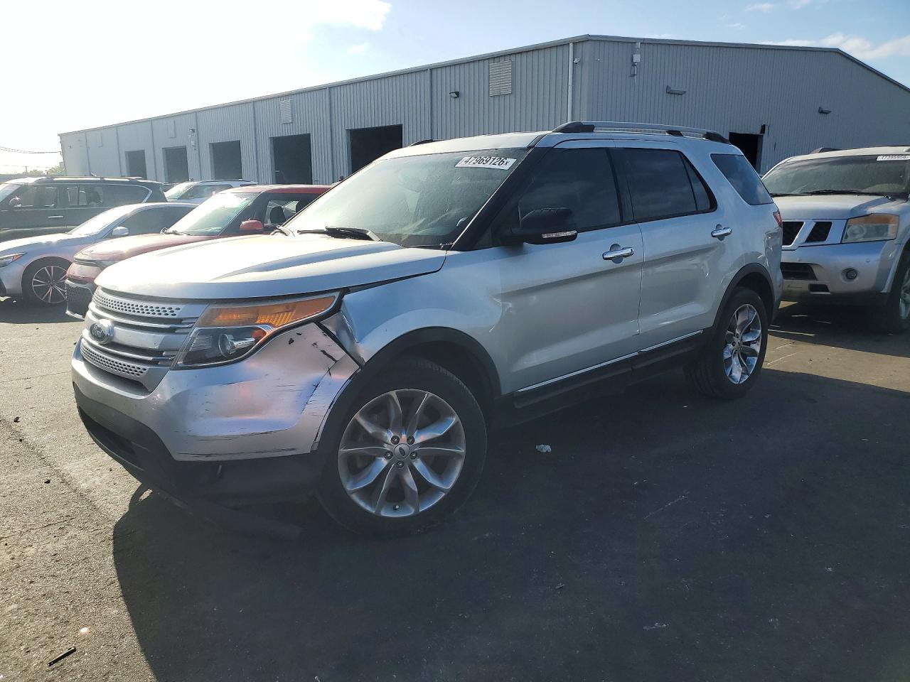 FORD EXPLORER 2015