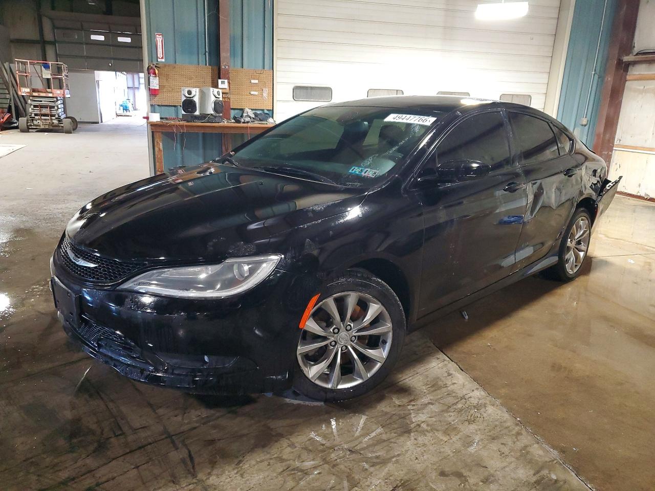 CHRYSLER 200 2015