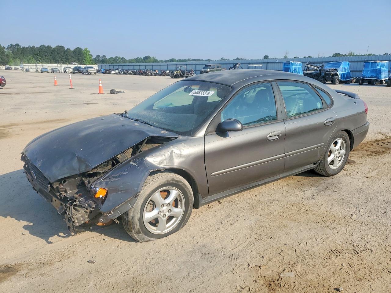 FORD TAURUS 2004