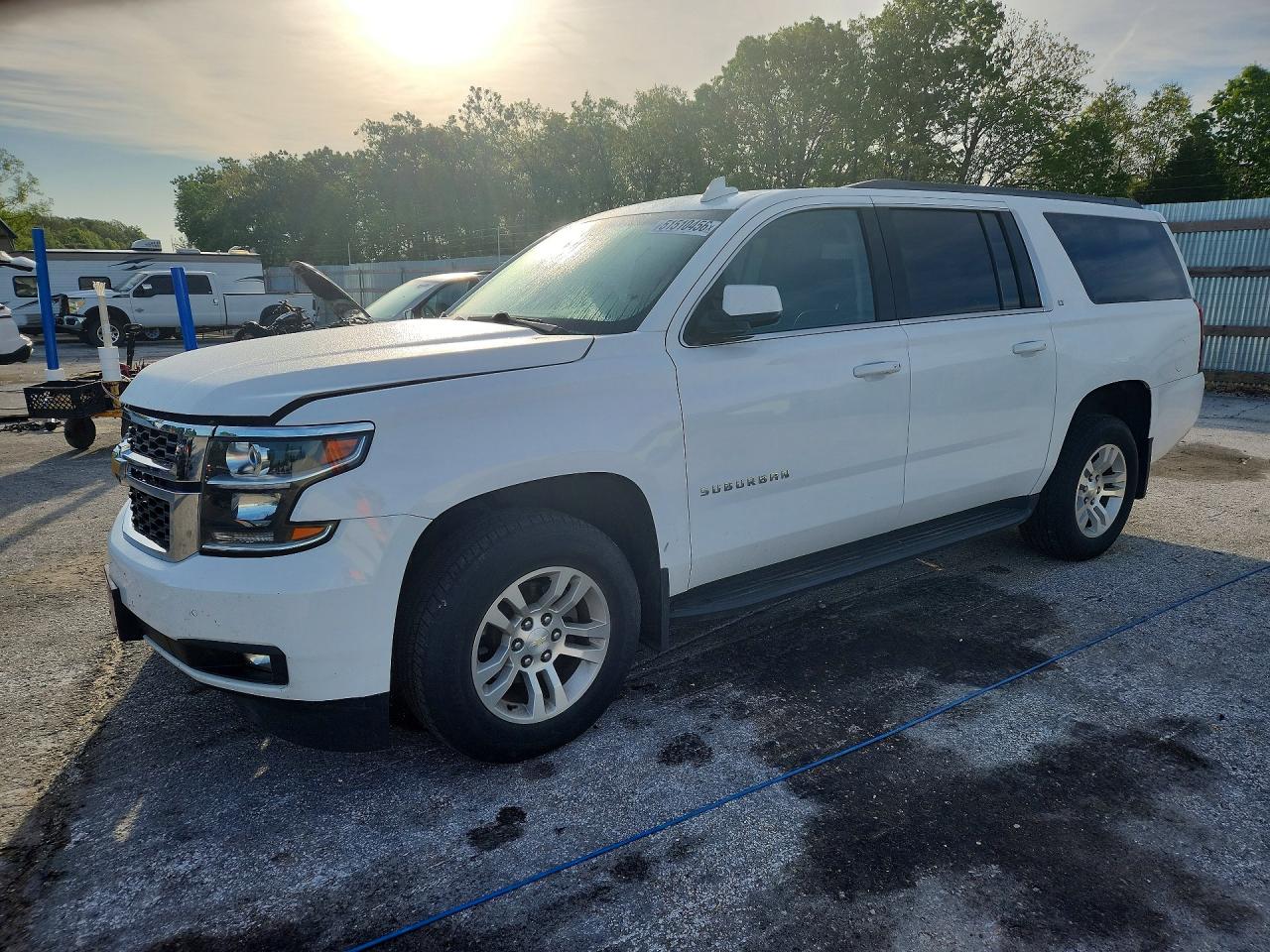 CHEVROLET SUBURBAN 2017