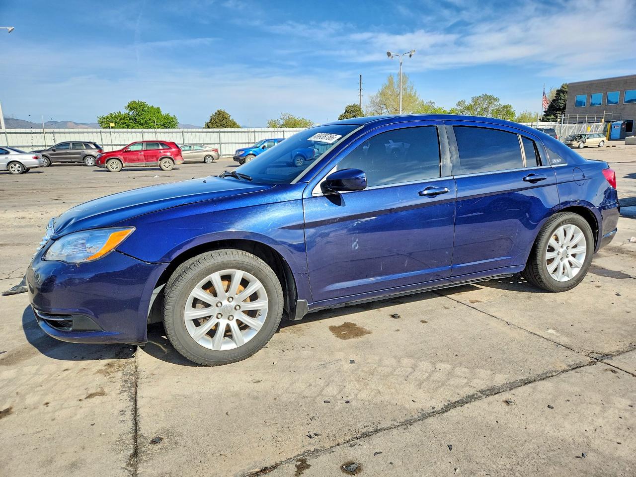 CHRYSLER 200 2013
