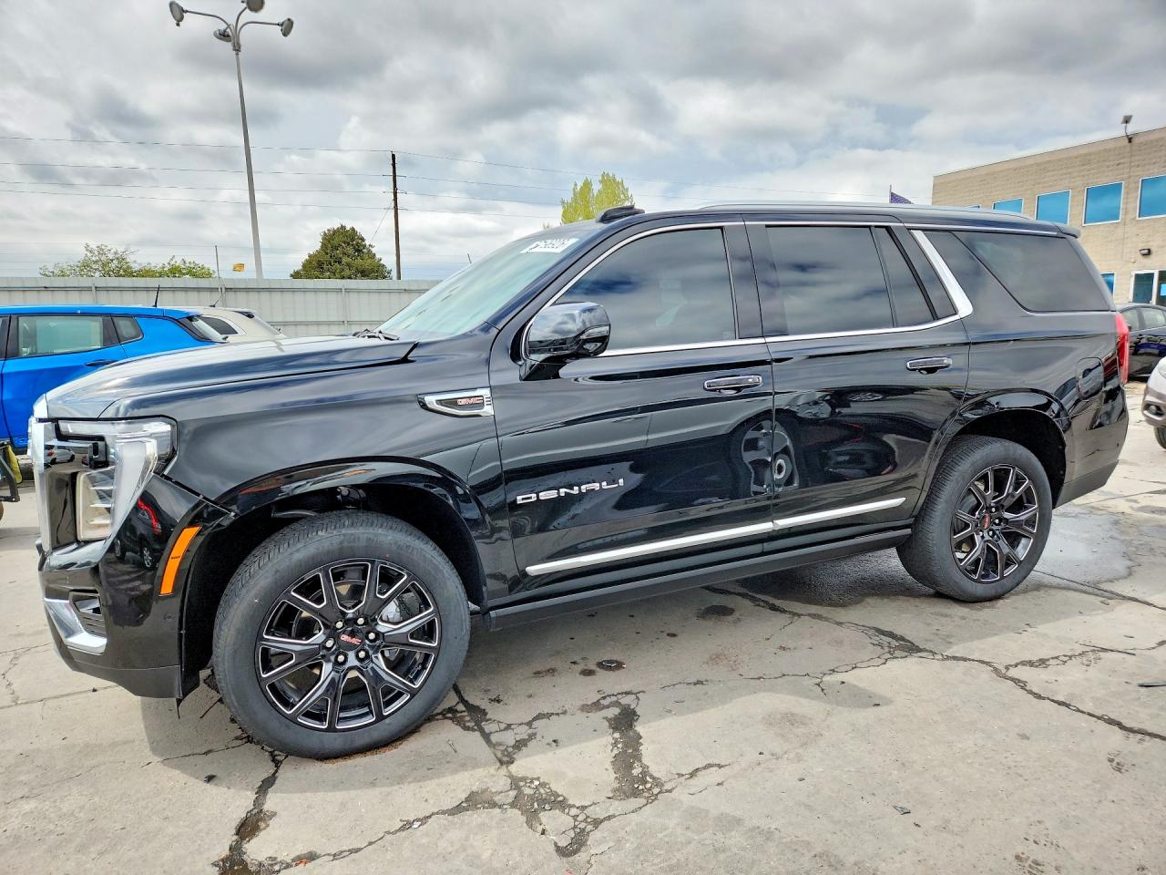 GMC YUKON 2025