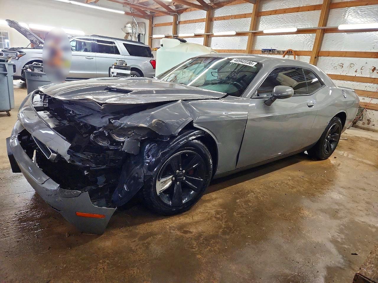 DODGE CHALLENGER 2018
