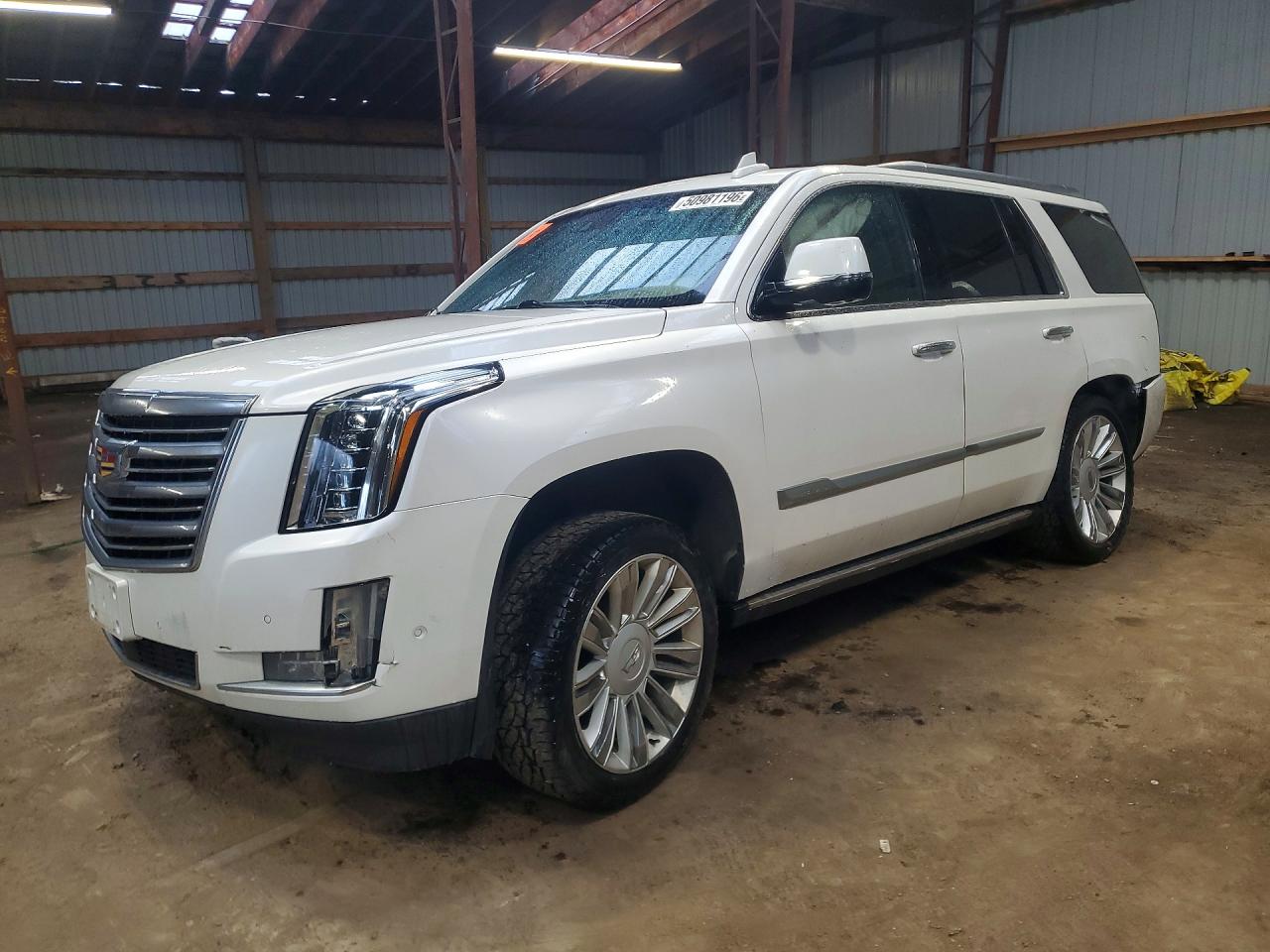 CADILLAC ESCALADE 2018
