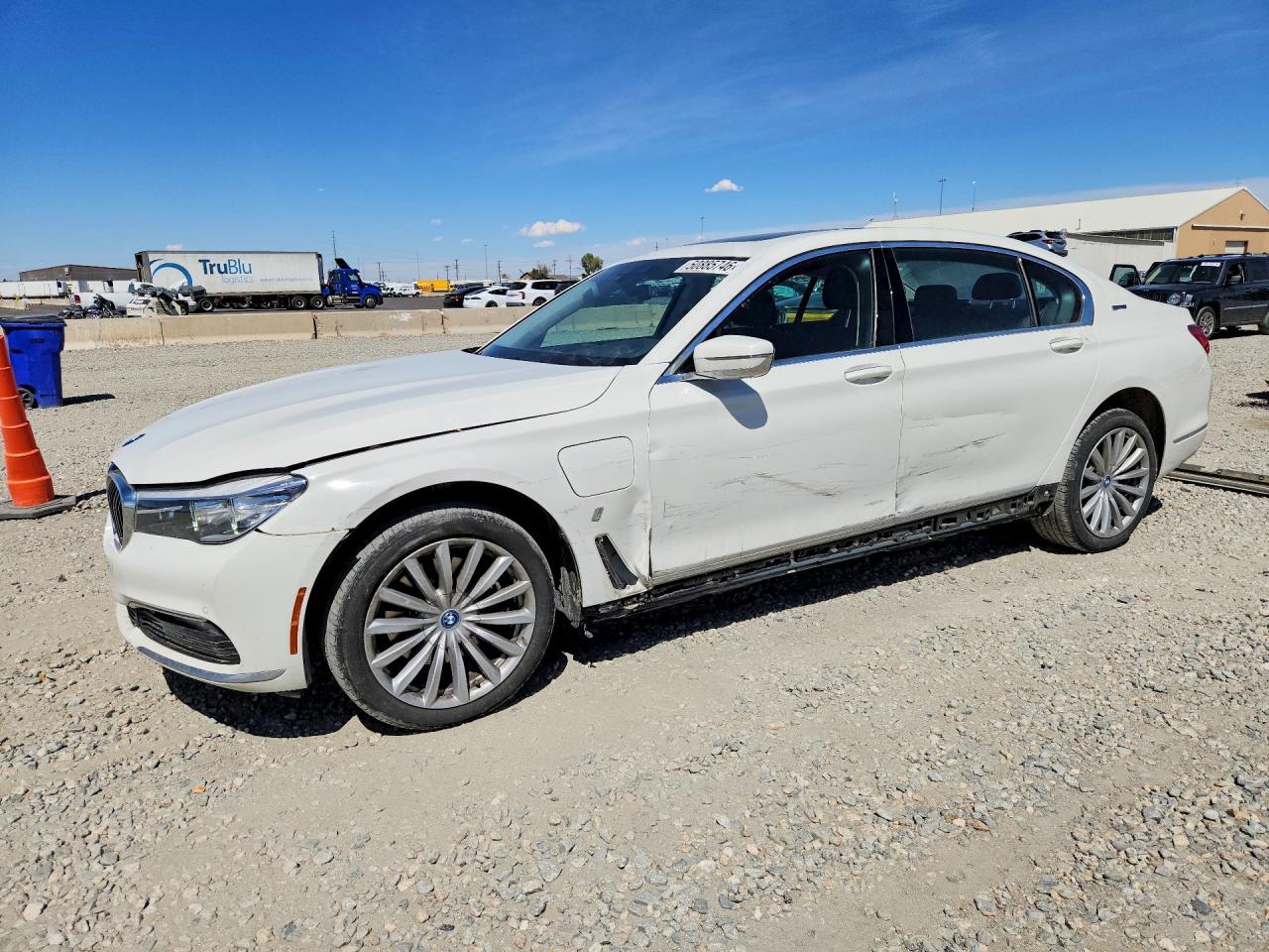 BMW 740 2018