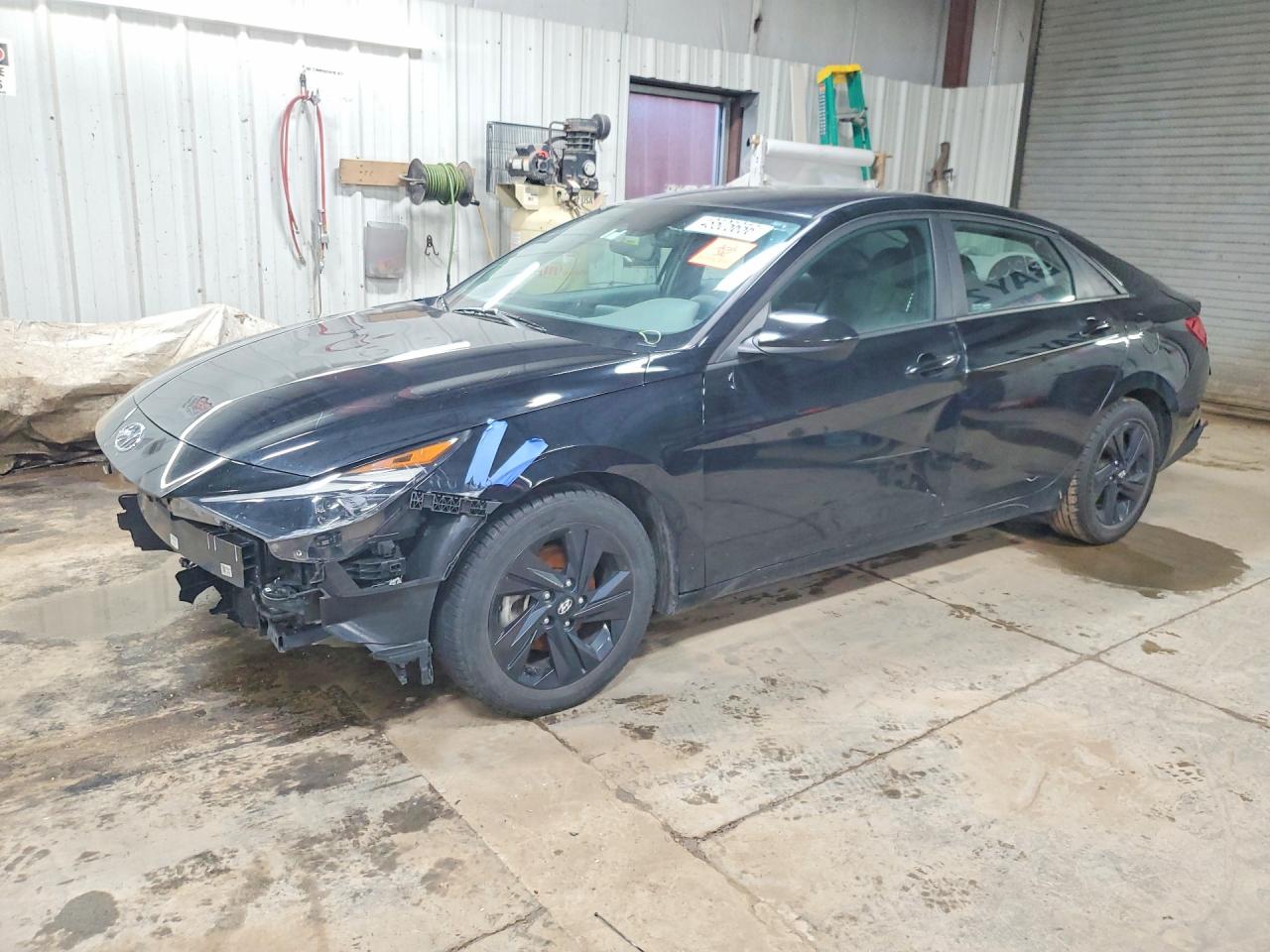 HYUNDAI ELANTRA 2023