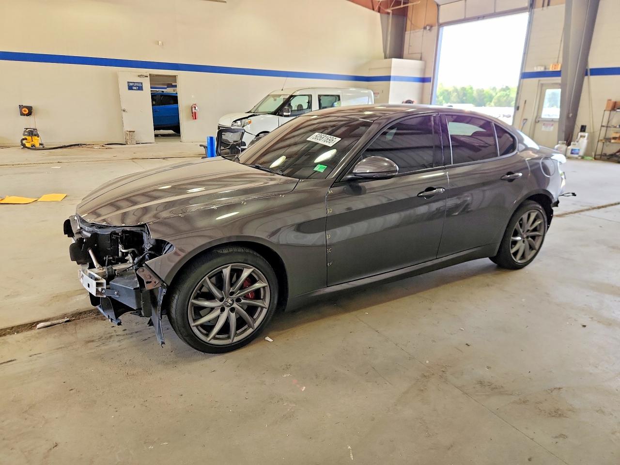 ALFA ROMEO GIULIA 2023