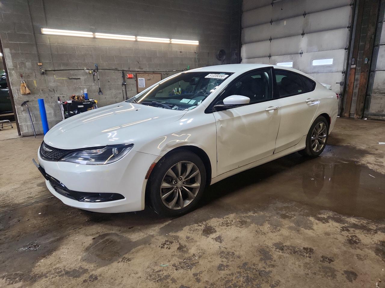CHRYSLER 200 2015