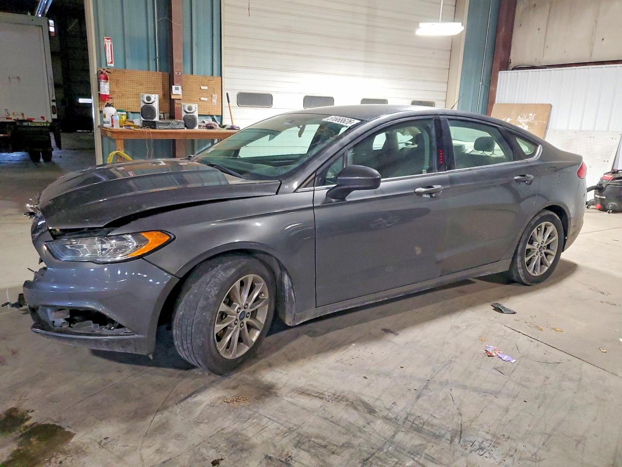 FORD FUSION 2017