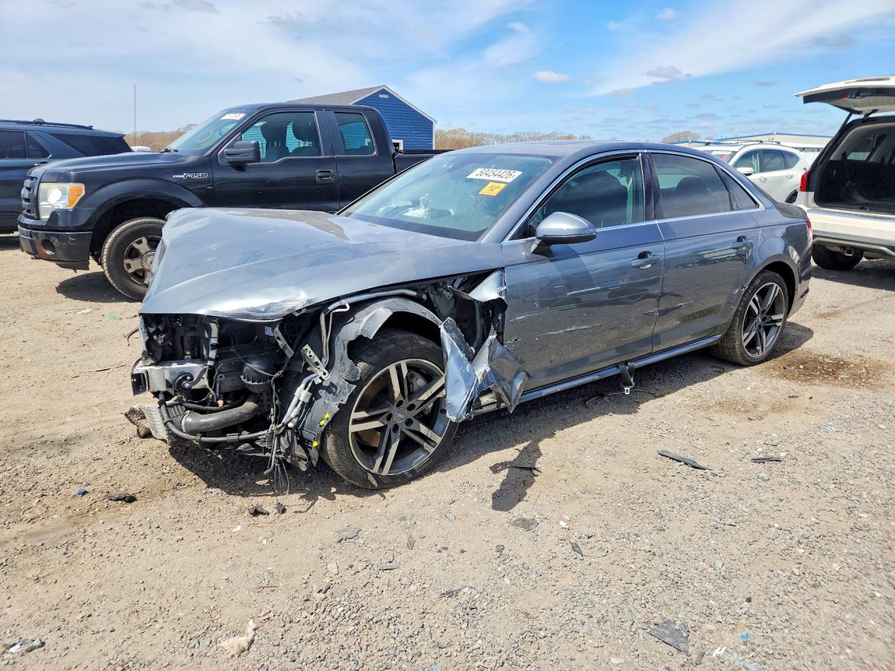 AUDI A4 2017