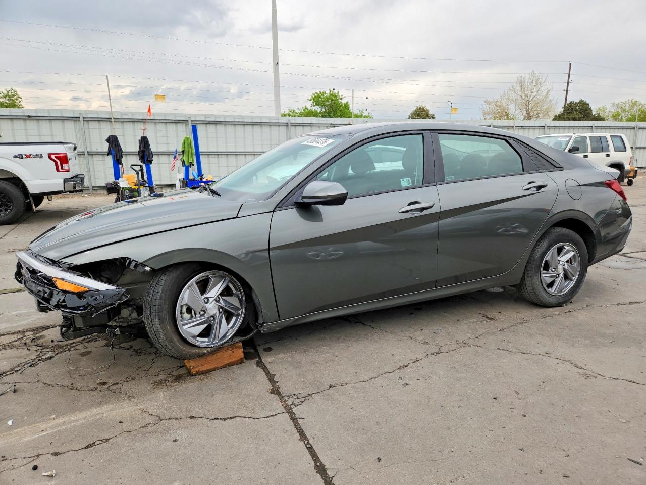HYUNDAI ELANTRA 2024