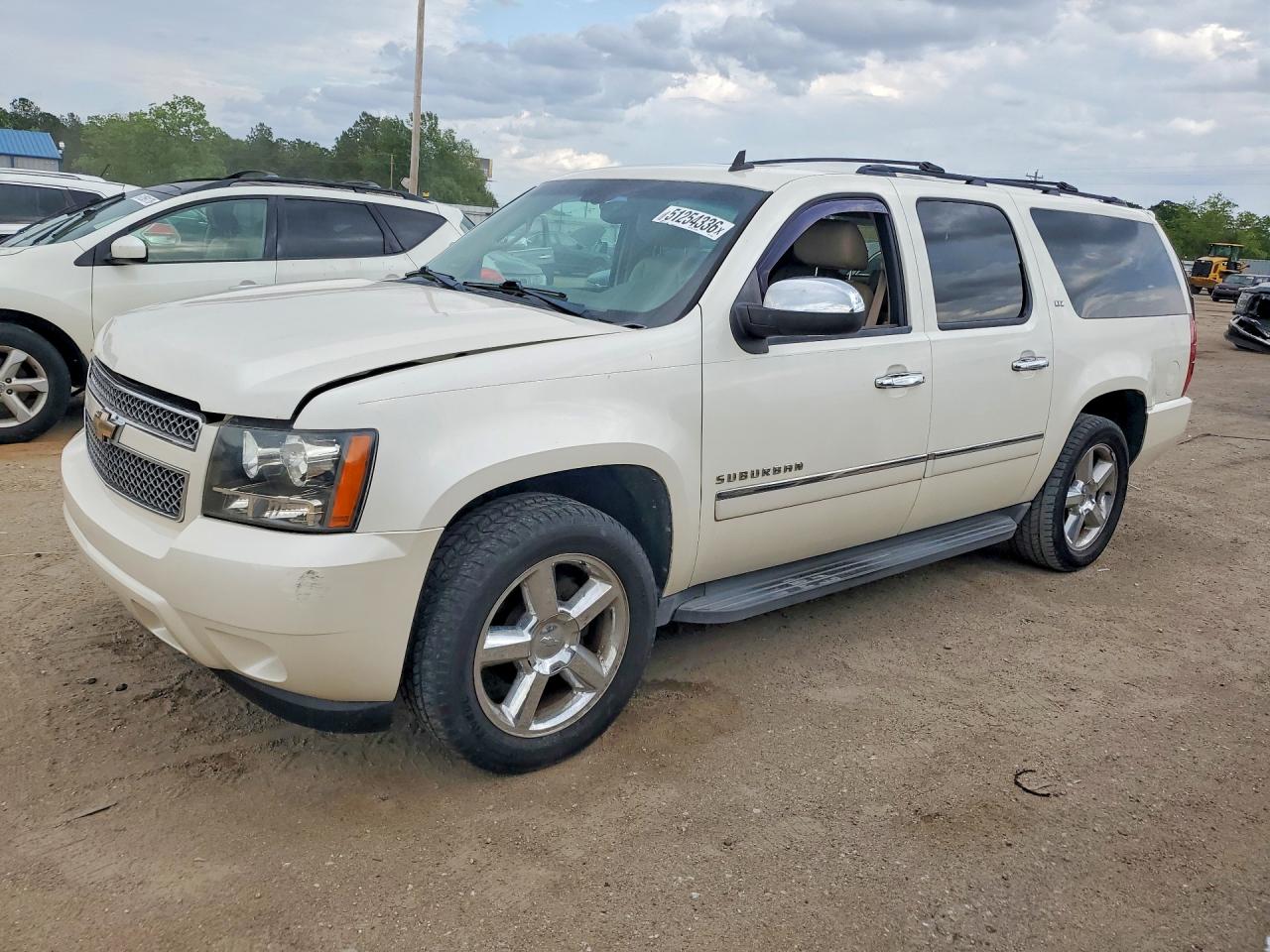 CHEVROLET SUBURBAN 2011