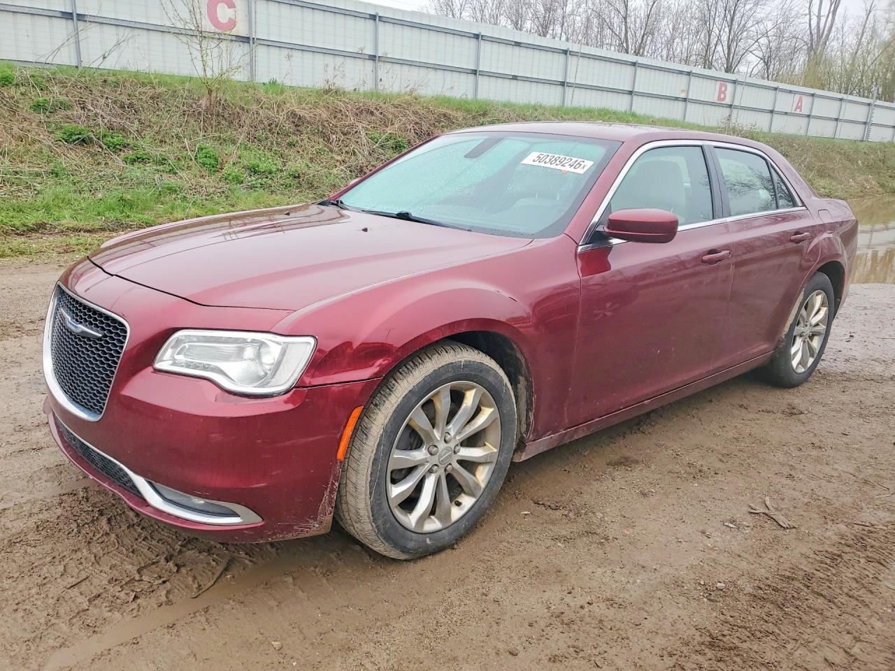 CHRYSLER 300 2015