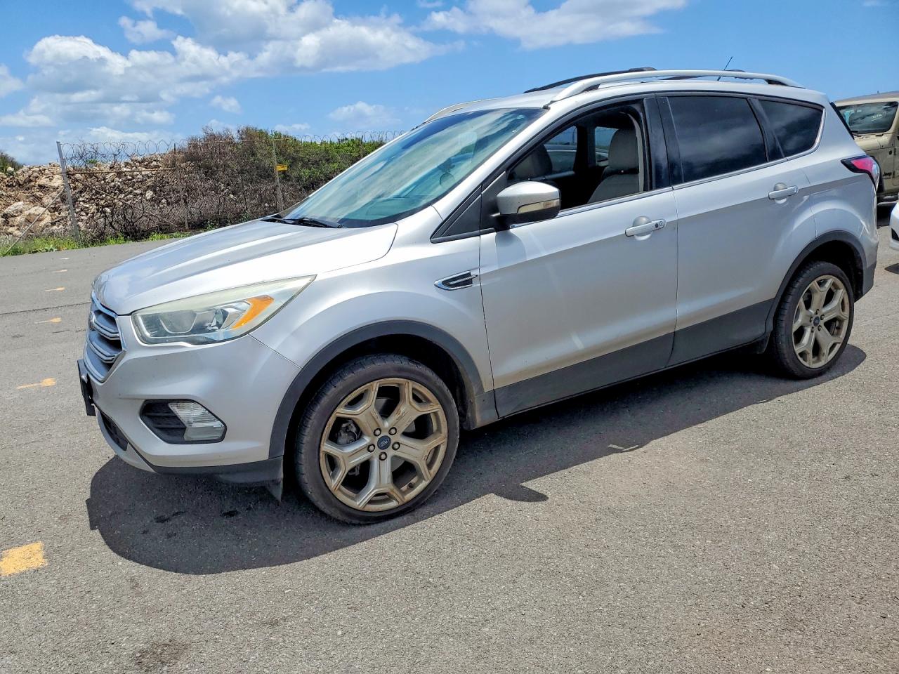FORD ESCAPE 2017