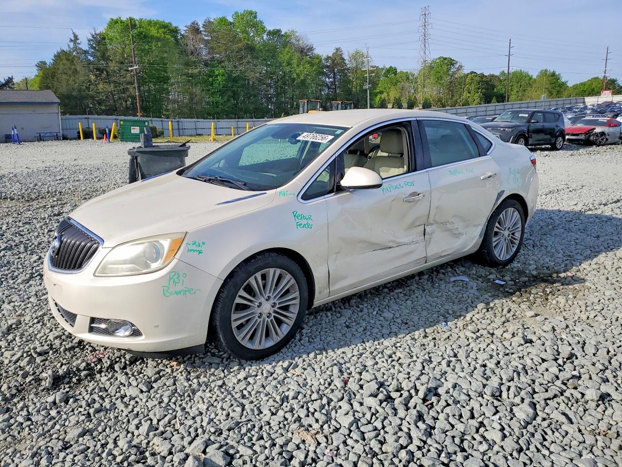 BUICK VERANO 2013