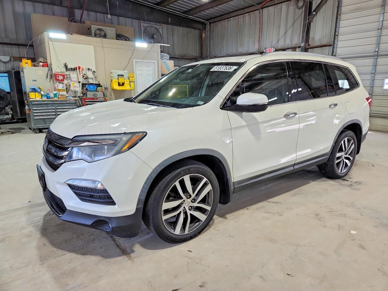 HONDA PILOT 2016