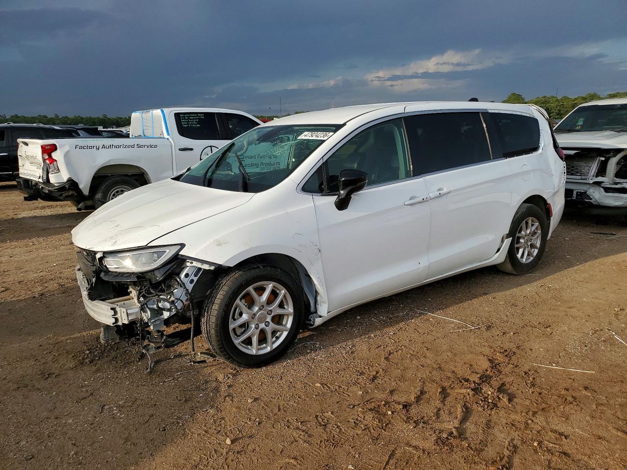 CHRYSLER PACIFICA 2024