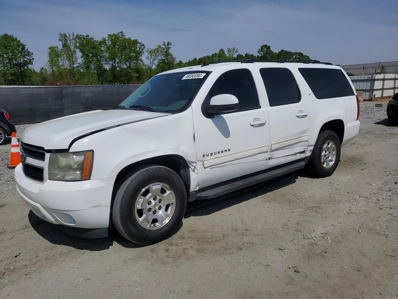 CHEVROLET SUBURBAN 2011