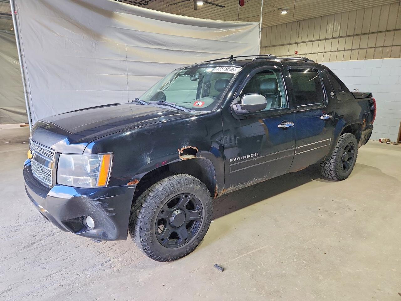 CHEVROLET AVALANCHE 2013