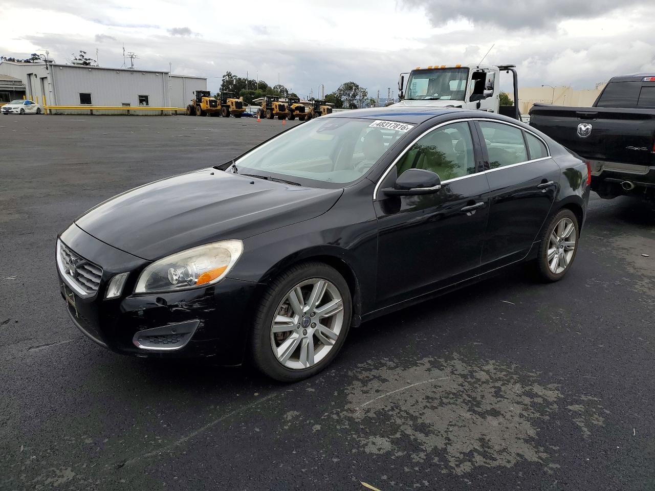 VOLVO S60 2013