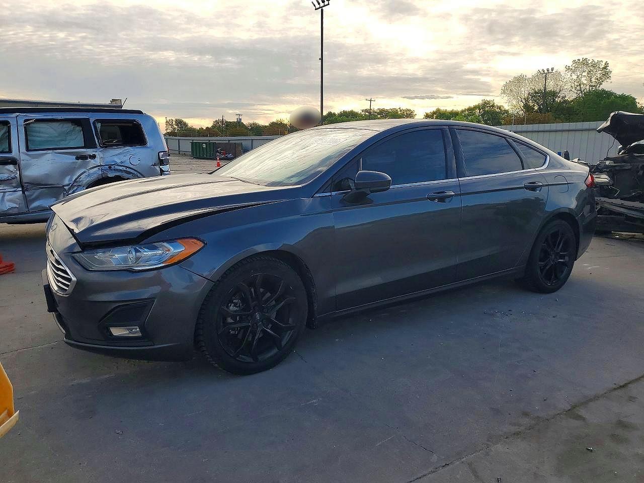 FORD FUSION 2019