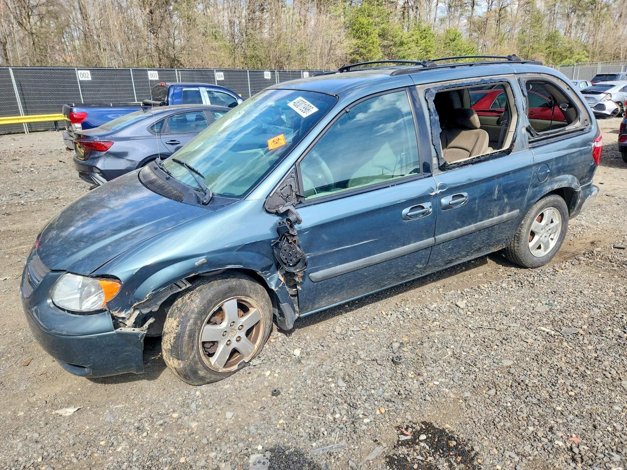 DODGE CARAVAN 2005