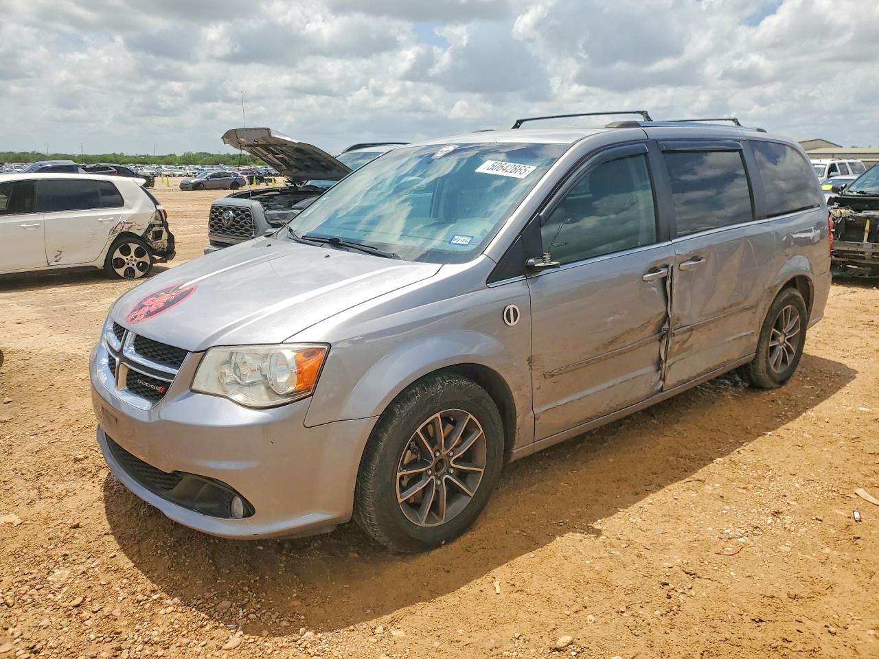 DODGE GRAND CARAVAN 2017
