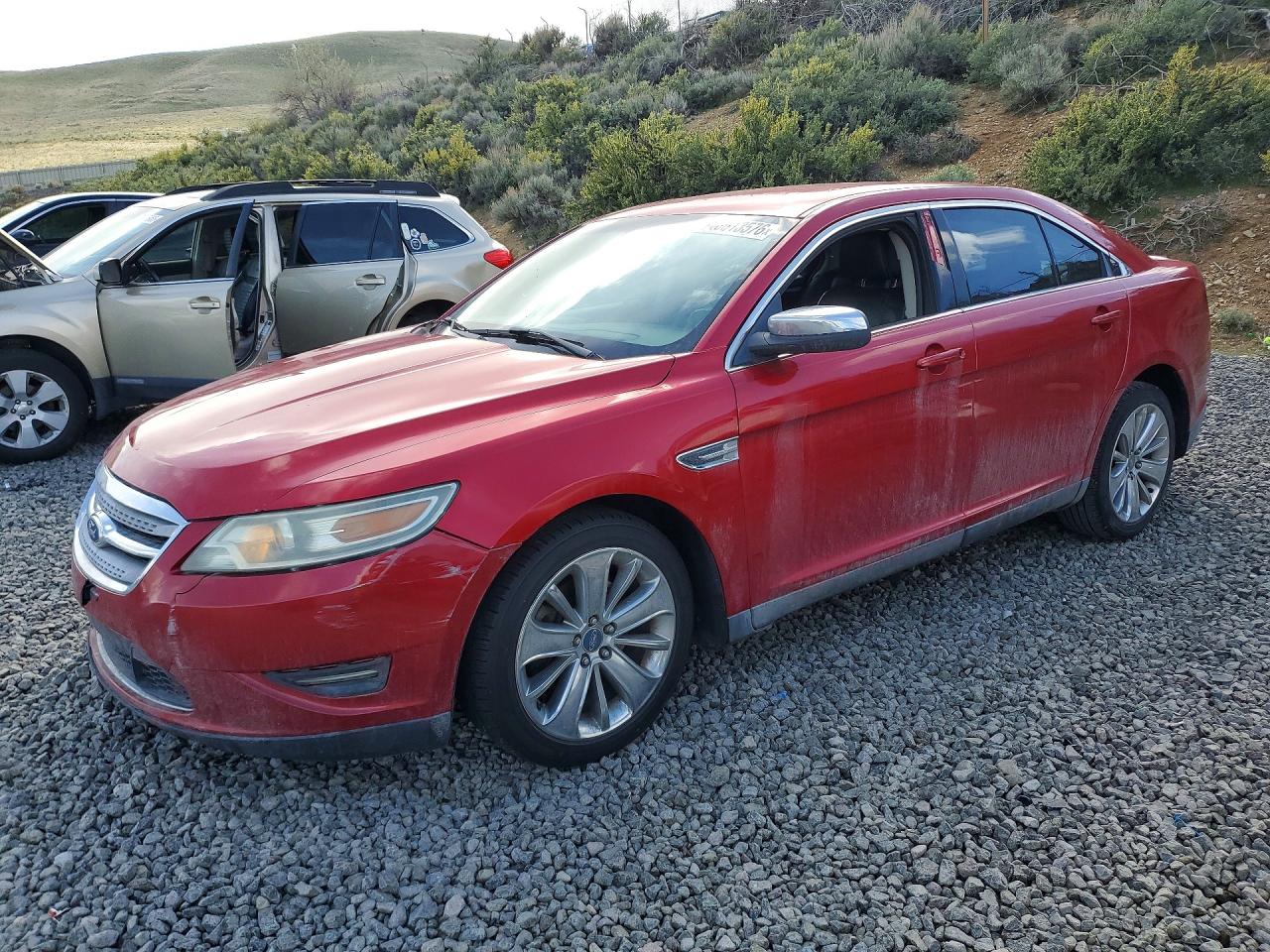 FORD TAURUS 2011