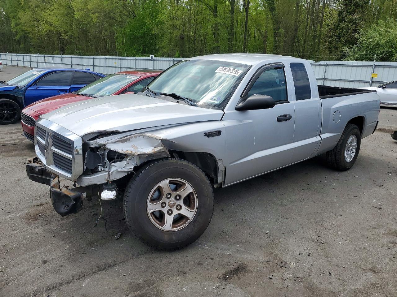 DODGE DAKOTA 2006