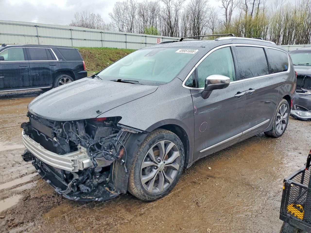 CHRYSLER PACIFICA 2017