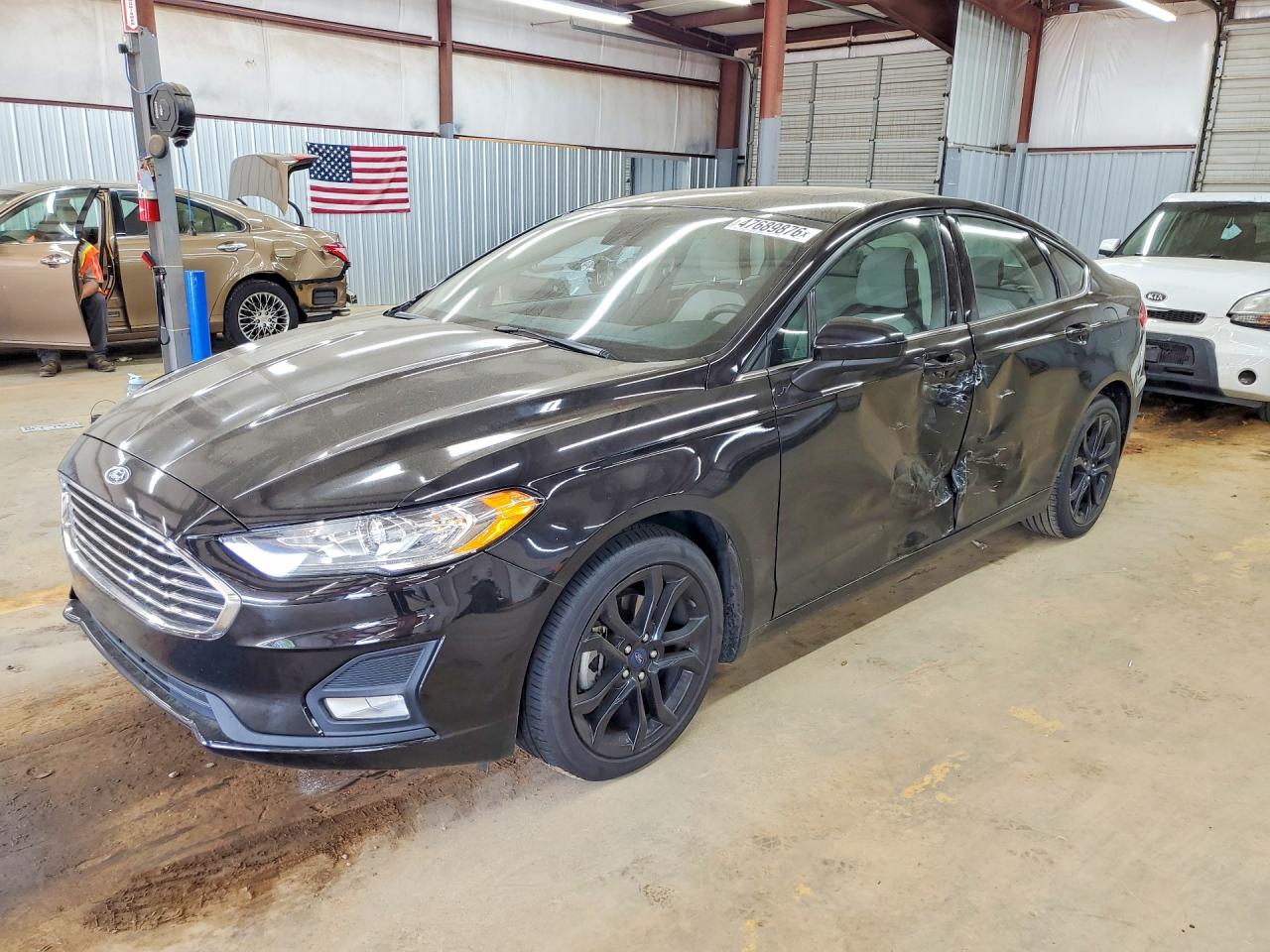 FORD FUSION 2019
