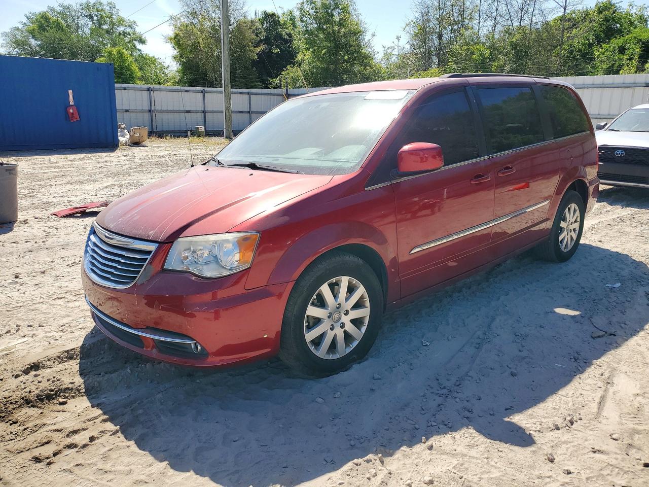 CHRYSLER TOWN & COUNTRY 2015