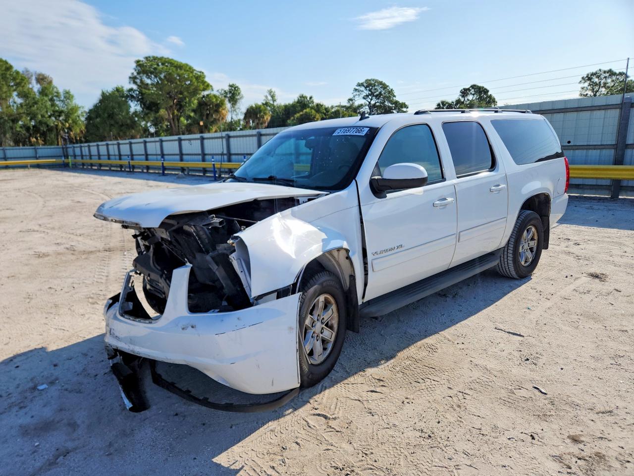GMC YUKON XL 2011